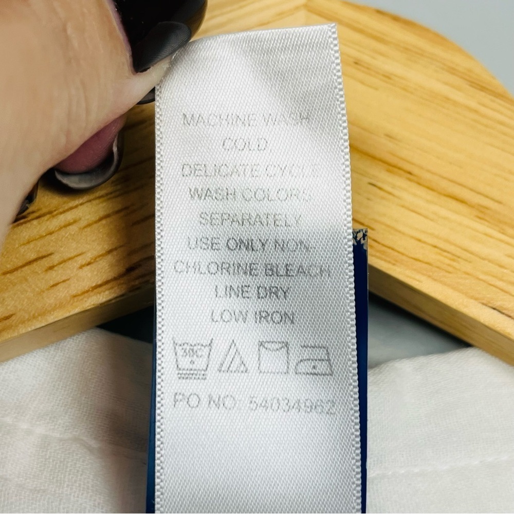 Swimsuits For All Swim 365 white Button-Front roll tab Swim Cover Up, 18/20. - Picture 11 of 11